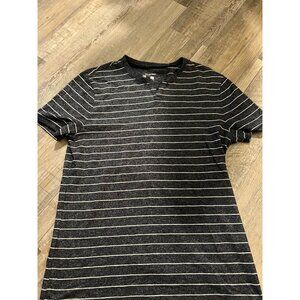 Banana Republic Men’s Medium Quick-Dry Gray Striped T-Shirt Cotton Blend